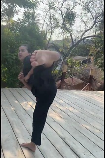 Chintya Candranaya feet photo thumbnail