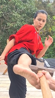 Chintya Candranaya feet photo thumbnail