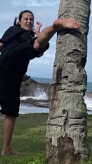 Chintya Candranaya feet photo thumbnail