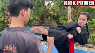 Chintya Candranaya feet photo thumbnail