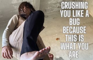 Chintya Candranaya feet photo thumbnail