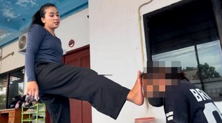 Chintya Candranaya feet photo thumbnail