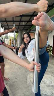 Chintya Candranaya feet photo thumbnail