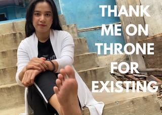 Chintya Candranaya feet photo thumbnail