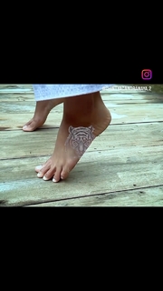Chintya Candranaya feet photo thumbnail