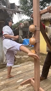 Chintya Candranaya feet photo thumbnail