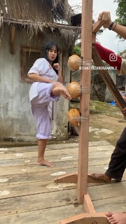 Chintya Candranaya feet photo thumbnail