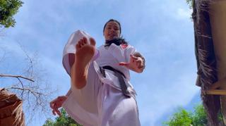 Chintya Candranaya feet photo thumbnail