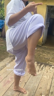 Chintya Candranaya feet photo thumbnail
