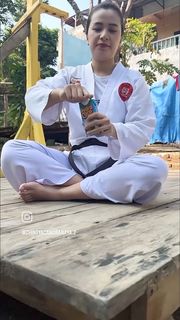 Chintya Candranaya feet photo thumbnail