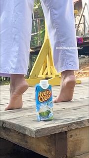 Chintya Candranaya feet photo thumbnail