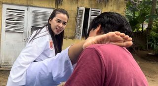 Chintya Candranaya feet photo thumbnail