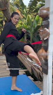 Chintya Candranaya feet photo 4