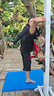 Chintya Candranaya feet photo 18