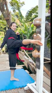 Chintya Candranaya feet photo 15
