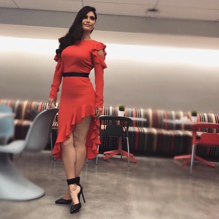 Chiquinquirá Delgado feet photo thumbnail