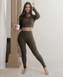 Chiquinquirá Delgado feet photo thumbnail