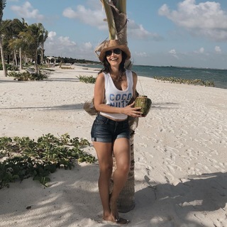 Chiquinquirá Delgado feet photo thumbnail