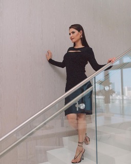 Chiquinquirá Delgado feet photo thumbnail