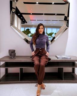 Chiquinquirá Delgado feet photo thumbnail