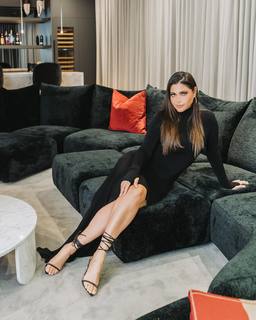 Chiquinquirá Delgado feet photo thumbnail