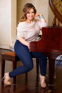 Chiquis Rivera feet photo 4