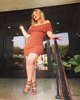 Chiquis Rivera feet photo 13