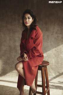 Chitrangada Singh feet photo thumbnail