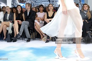 Chitrangada Singh feet photo thumbnail