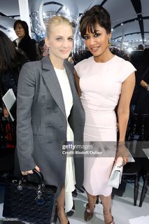 Chitrangada Singh feet photo thumbnail