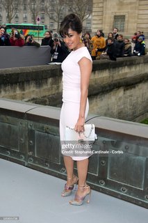 Chitrangada Singh feet photo thumbnail