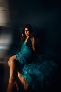 Chitrangada Singh feet photo thumbnail