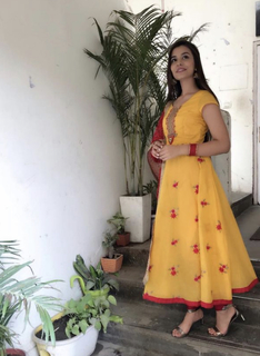Chitranshi Dhyani feet photo 7