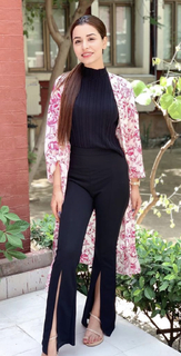 Chitranshi Dhyani feet photo 18