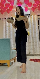 Chitranshi Dhyani feet photo 4