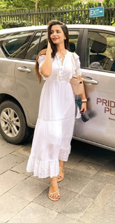 Chitranshi Dhyani feet photo 2