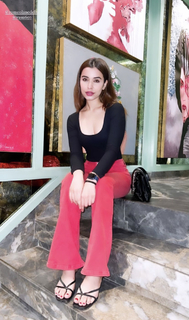 Chitranshi Dhyani feet photo 17