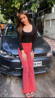 Chitranshi Dhyani feet photo 16