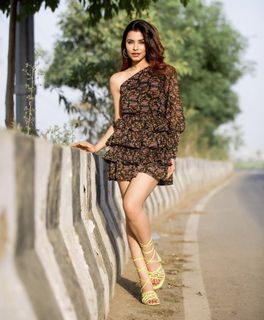 Chitranshi Dhyani feet photo 8