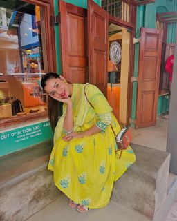 Chitranshi Dhyani feet photo 11