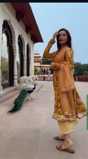 Chitranshi Dhyani feet photo 15