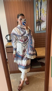 Chitranshi Dhyani feet photo 9