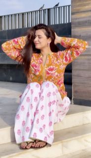 Chitranshi Dhyani feet photo 5