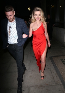 Chloe Ayling feet photo 13