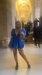 Chloe Bailey feet photo thumbnail