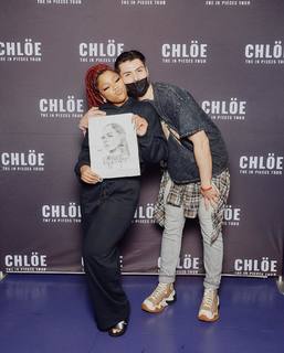 Chloe Bailey feet photo thumbnail