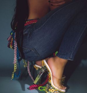 Chloe Bailey feet photo 2