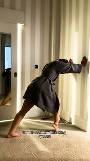 Chloe Bailey feet photo 5