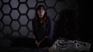 Chloe Bennet feet photo thumbnail