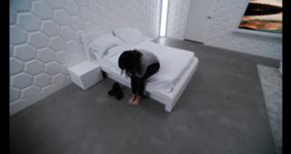 Chloe Bennet feet photo thumbnail